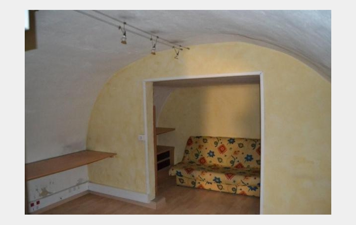 CHERCHE MIDI IMMOBILIER : Maison / Villa | UZES (30700) | 160 m2 | 125 000 &euro; 